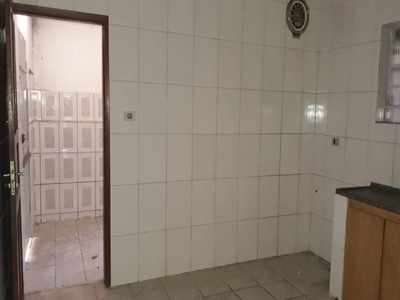 Sobrado em Vila Luzita, Santo André/SP de 297m² 3 quartos à venda por R$ 379.000,00