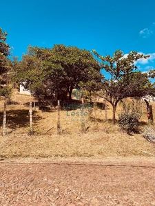 Terreno em Centro, Sabará/MG de 2500m² à venda por R$ 243.000,00