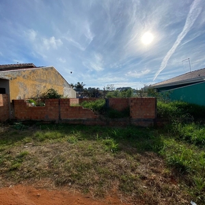 Terreno em Uvaranas, Ponta Grossa/PR de 0m² à venda por R$ 249.000,00