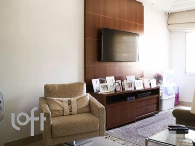 Apartamento à venda em Campo Belo com 90 m², 2 quartos, 1 suíte, 2 vagas