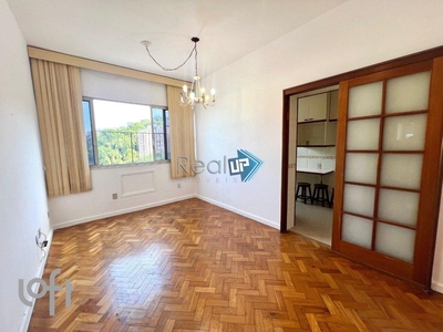 Apartamento à venda em Gávea com 85 m², 3 quartos, 1 vaga