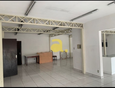 Sala/Escritório no Bairro Itoupava Norte em Blumenau com 290 m²