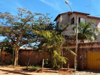 Brazil Imobiliária Vende Ótimo Sobrado no Novo Gama - GO