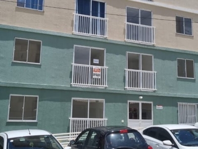 Apartamento condomínio fechado