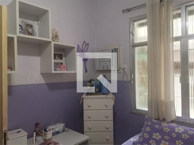 APARTAMENTO Térreo com 3 dormitórios