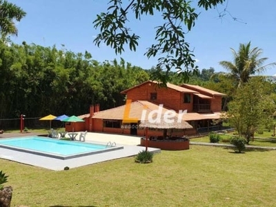 Casa chácara plana com 5 dormitórios, piscina , lago, campo de futebol, escritura, com 15.000 m² por r$ 1.590.000 - zona rural - rio novo/mg