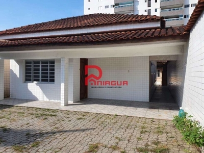 Casa com 4 quartos à venda na rua estados unidos, 80, guilhermina, praia grande, 200 m2 por r$ 870.000