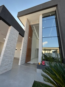 Casa em Setor Habitacional Arniqueiras (Taguatinga), Brasília/DF de 230m² 3 quartos à venda por R$ 979.000,00