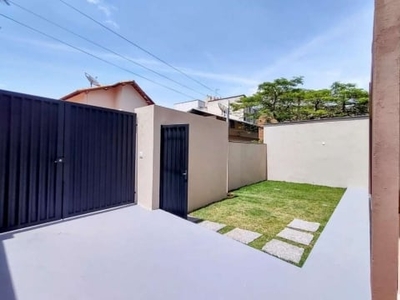 Casa para venda em juiz de fora, marilândia, 3 dormitórios, 1 suíte, 3 banheiros, 2 vagas