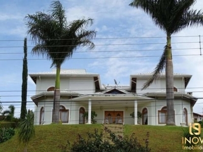 Excelente casa no condomínio jardim das palmeiras em bragança paulista