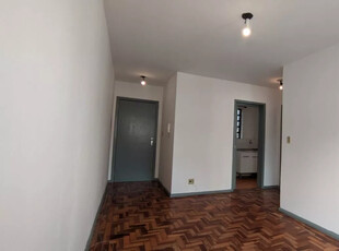 Apartamento em Cidade Baixa, Porto Alegre/RS de 45m² 1 quartos para locação R$ 950,00/mes