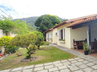 Casa em Piratininga, Niterói/RJ de 249m² 4 quartos à venda por R$ 1.399.000,00