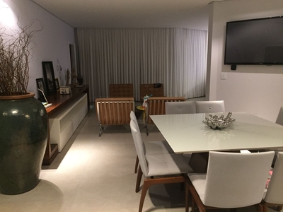 Apartamento em Parque Universitário, Franca/SP de 260m² 3 quartos à venda por R$ 2.499.000,00