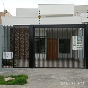 Casa em Zona 02, Maringá/PR de 105m² 3 quartos à venda por R$ 719.000,00