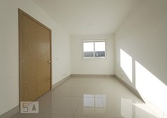 APARTAMENTO no 5º andar com 2 dormitórios e 1 garagem