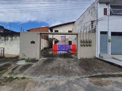 Apartamento com 1 dormitório para alugar, 40 m² por R$ 450,00/mês - Quintino Cunha - Forta