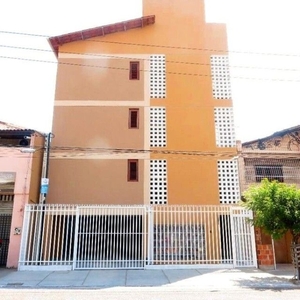 Apartamento com 1 dormitório para alugar, 40 m² por R$ 559,00/mês - Barra do Ceará - Forta