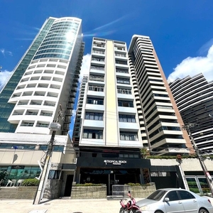 Apartamento para aluguel possui 120m2 com 2 quartos em Beira mar - Fortaleza - Ceará