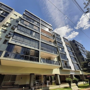 Apartamento para aluguel possui 60 metros quadrados com 1 quarto em Asa Norte - Brasília -