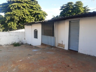 Casa Barracão 3 quartos Setor Aeroporto (Setor dos funcionários)600,