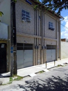 Casa com 2 dormitórios para alugar por R$ 600/mês - Damas - Fortaleza/CE