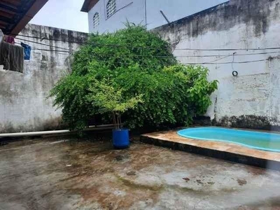 #Casa com piscina em São Pedro.