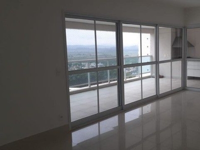 Jd. Colinas - Apto 245m² com 4 Suítes; 5 Banheiros; Ampla Sacada Gourmet; Cond. Completo;