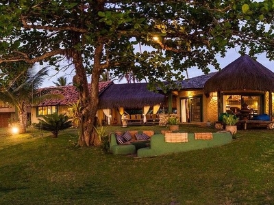 Resort exclusivo de 14 hectares à beira-mar à venda em Marau-Bahia