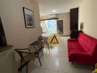 Flat com 1 dormitório para alugar, 60 m² por r$ 1.900,00/mês - praia do pecado - macaé/rj