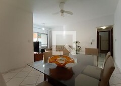 APARTAMENTO no 1º andar mobiliado com 2 dormitórios e 1 garagem