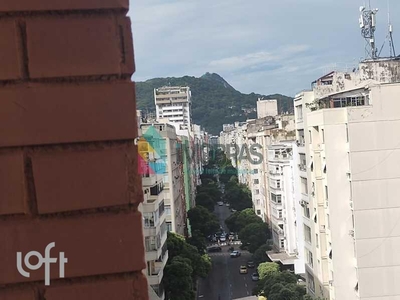 Apartamento à venda em Copacabana com 60 m², 1 quarto, 2 vagas