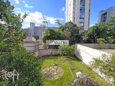 Apartamento à venda em Santo Antônio com 320 m², 5 quartos, 2 suítes, 3 vagas