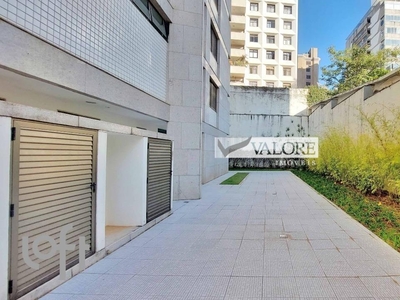Apartamento à venda em Serra com 207 m², 4 quartos, 3 suítes, 3 vagas
