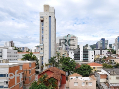 Apartamento à venda em Serra com 235 m², 3 quartos, 2 suítes, 2 vagas