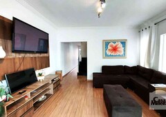 Casa com 3 quartos à venda no bairro Rio Branco, 185m²