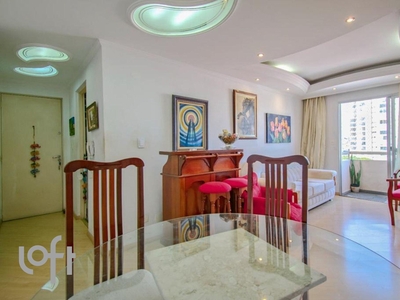 Apartamento à venda em Carrão com 65 m², 2 quartos, 1 vaga