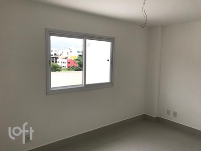 Apartamento à venda em Recreio dos Bandeirantes com 160 m², 3 quartos, 1 suíte, 3 vagas