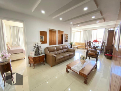 Apartamento em Copacabana, Rio de Janeiro/RJ de 160m² 3 quartos à venda por R$ 1.579.000,00