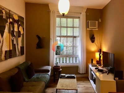 Apartamento em Cosme Velho, Rio de Janeiro/RJ de 70m² 2 quartos à venda por R$ 604.000,00