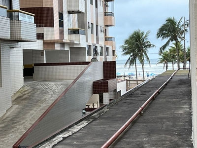 Apartamento em Nova Mirim, Praia Grande/SP de 42m² 1 quartos à venda por R$ 214.000,00