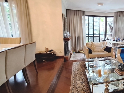 Apartamento em Sé, São Paulo/SP de 138m² 4 quartos à venda por R$ 1.499.000,00