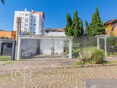 Casa 3 dorms à venda Rua Ivan Iglesias, Jardim Sabará - Porto Alegre