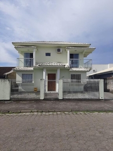 Casa em Carianos, Florianópolis/SC de 150m² 3 quartos à venda por R$ 849.000,00