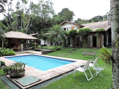 Casa em Chácara Granja Velha, Cotia/SP de 456m² 3 quartos à venda por R$ 2.389.000,00