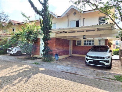 Casa em Jardim Barbacena, Cotia/SP de 210m² 3 quartos à venda por R$ 899.000,00