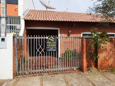 Casa em Jardim Londrilar, Londrina/PR de 230m² 1 quartos à venda por R$ 648.555,00