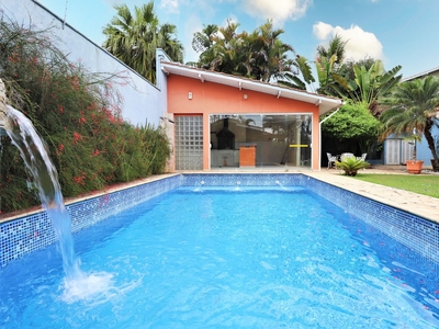 Casa em Jardim Maria Tereza, Cotia/SP de 522m² 3 quartos à venda por R$ 1.999.000,00