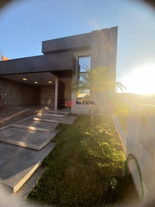 Casa em Jardim Montecatini, Londrina/PR de 145m² 3 quartos à venda por R$ 989.000,00