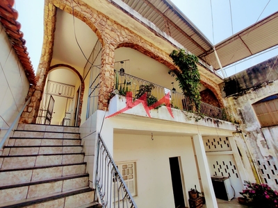 Casa em Raul Veiga, São Gonçalo/RJ de 150m² 3 quartos para locação R$ 1.400,00/mes