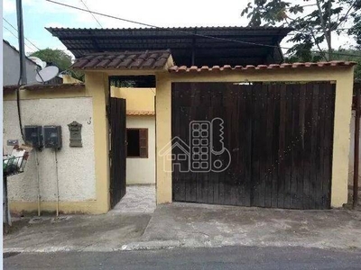 Casa em Santa Bárbara, Niterói/RJ de 260m² 4 quartos à venda por R$ 631.000,00